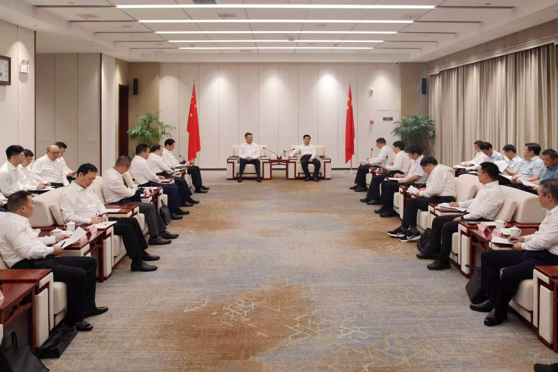 会见现场